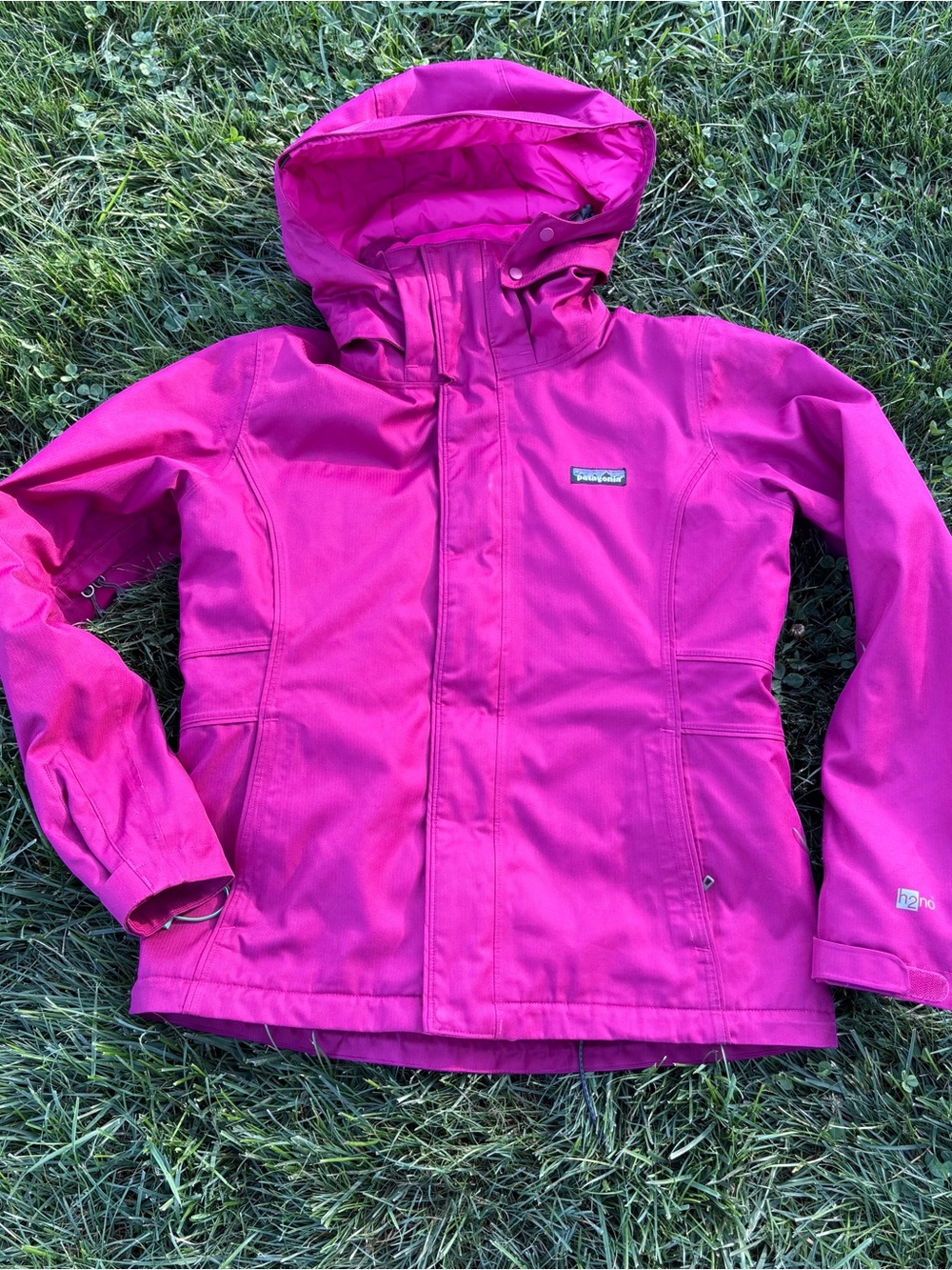 Patagonia Woman Pink Waterproof Hooded Jacket